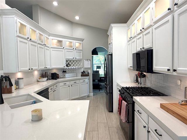 10501 ROCHESTER WAY, Tampa, FL 33626