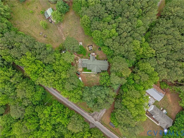 17200 Jolly Rd, Disputanta, VA 23842