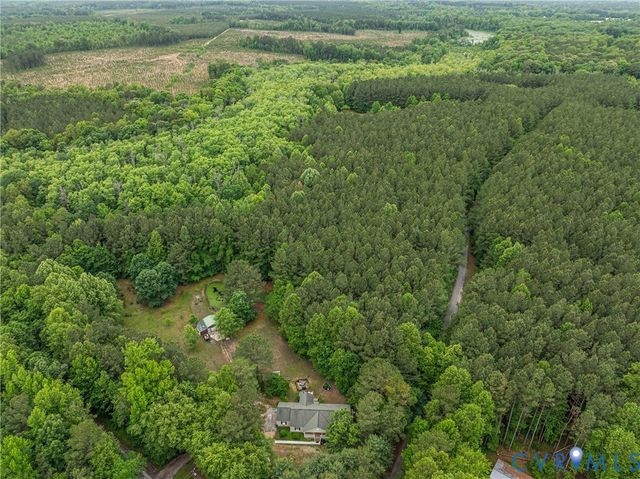 17200 Jolly Rd, Disputanta, VA 23842