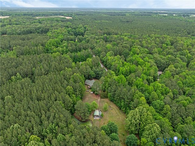 17200 Jolly Rd, Disputanta, VA 23842