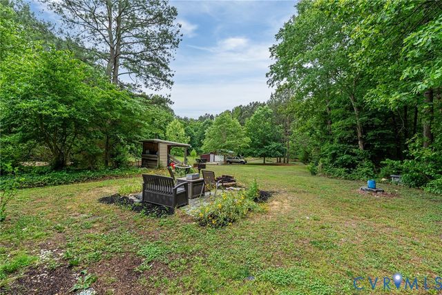 17200 Jolly Rd, Disputanta, VA 23842