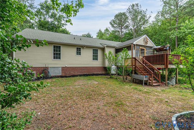 17200 Jolly Rd, Disputanta, VA 23842