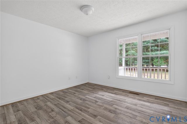 17200 Jolly Rd, Disputanta, VA 23842