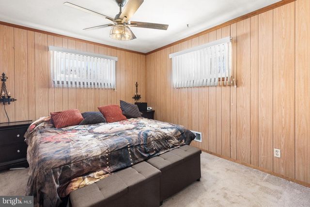 82 CHARLES BOSSERT DR, Bordentown, NJ 08505