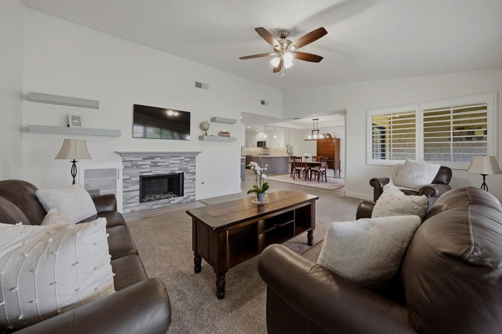 Image 17 of property listing at 31 Camisa Lane, Palm Desert, CA 92260