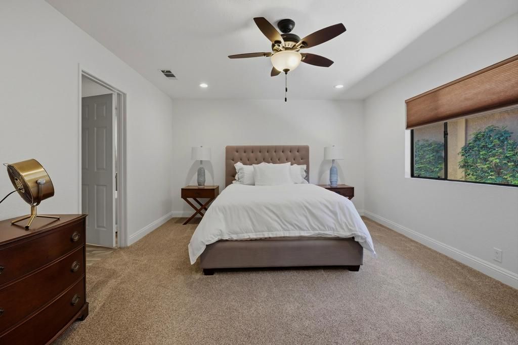 Image 18 of property listing at 31 Camisa Lane, Palm Desert, CA 92260
