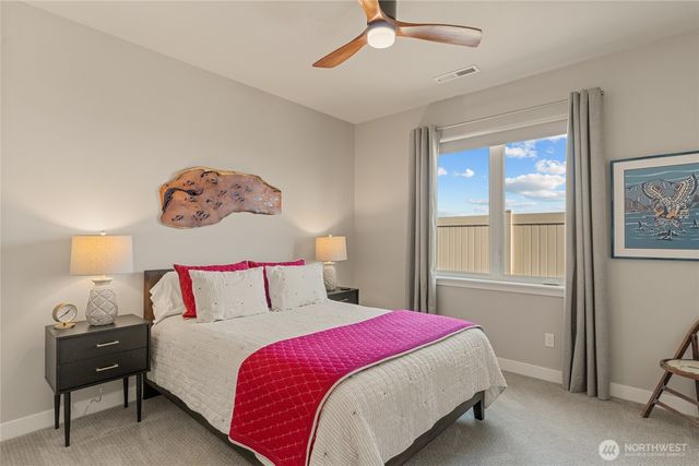 905 N M Loop Drive SW, Quincy, WA 98848