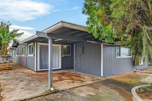2349 Akalakala Street, Pearl City, HI 96782