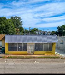 104 W North 1st Street, Seneca, SC 29678