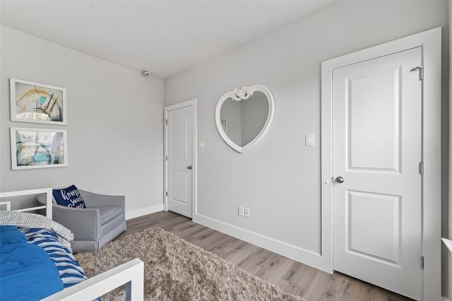 6702 Metro Blvd 2, Houston, TX 77083