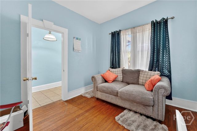 901 W 52nd Street, Savannah, GA 31405