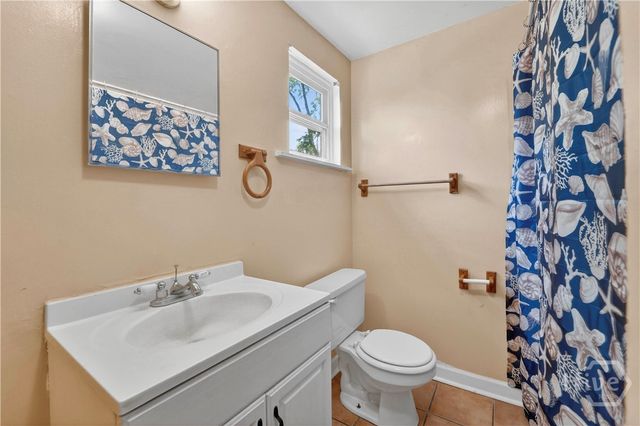 901 W 52nd Street, Savannah, GA 31405