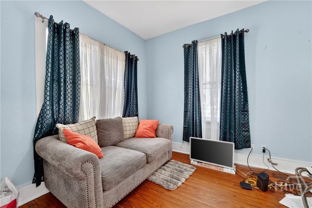 901 W 52nd Street, Savannah, GA 31405