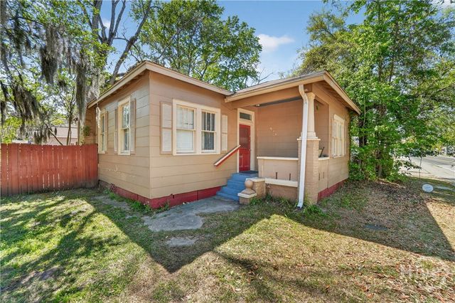 901 W 52nd Street, Savannah, GA 31405