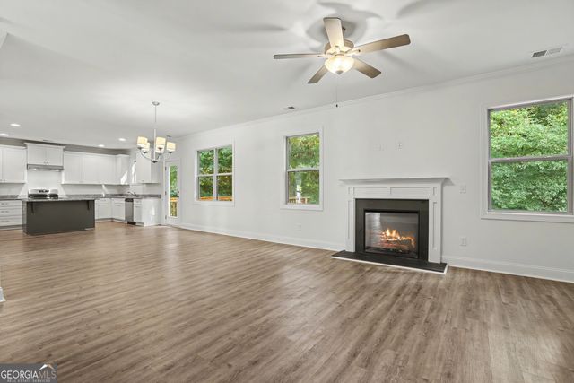 516 Brooks Village Drive, Pendergrass, GA 30567