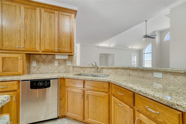 4150 Wagonwheel Road, Bryan, TX 77808