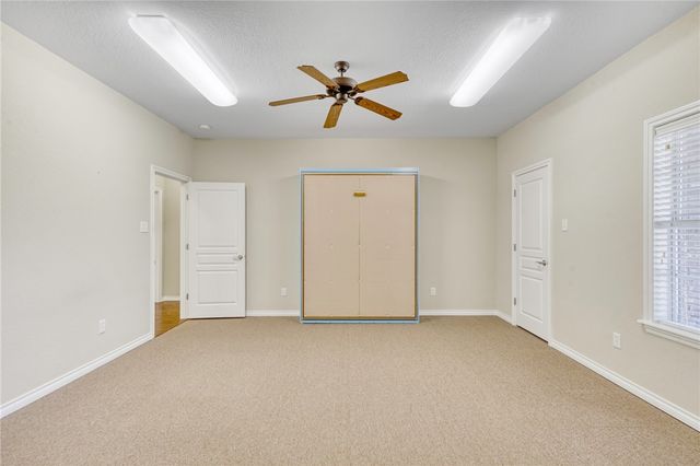 4150 Wagonwheel Road, Bryan, TX 77808