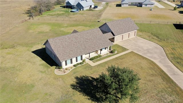 4150 Wagonwheel Road, Bryan, TX 77808