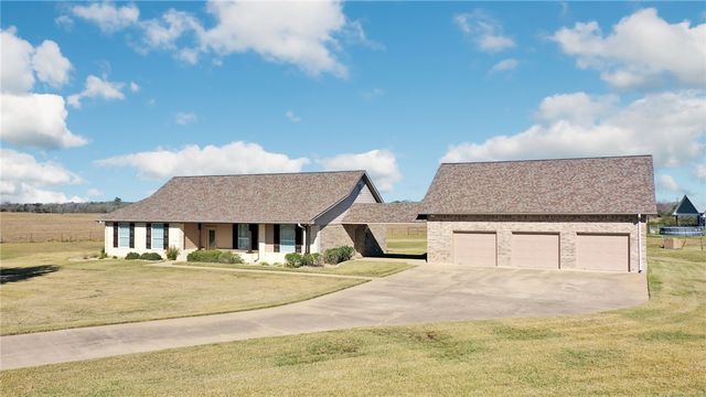 4150 Wagonwheel Road, Bryan, TX 77808