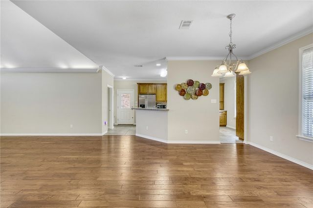 4150 Wagonwheel Road, Bryan, TX 77808