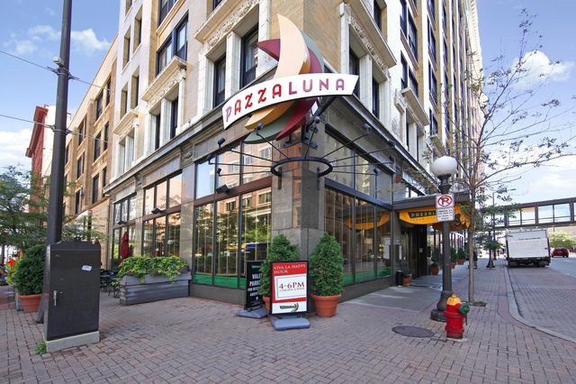 350 Saint Peter Street 802, Saint Paul, MN 55102