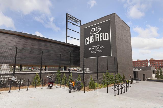 350 Saint Peter Street 802, Saint Paul, MN 55102