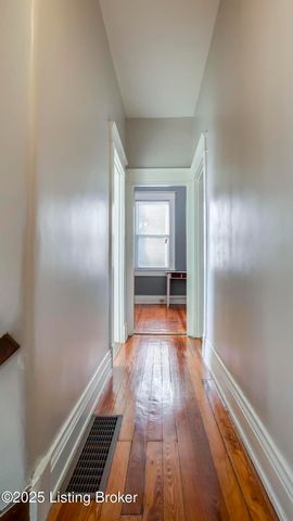 2805 Klondike Ln, Louisville, KY 40218