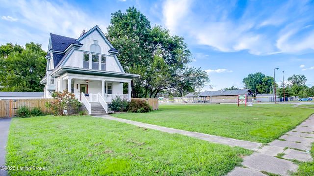 2805 Klondike Ln, Louisville, KY 40218