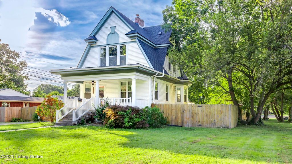 2805 Klondike Ln, Louisville, KY 40218