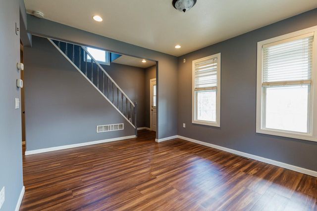 801 E Main STREET, Waukesha, WI 53186
