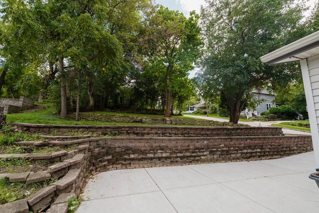 801 E Main STREET, Waukesha, WI 53186