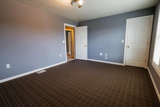 801 E Main STREET, Waukesha, WI 53186