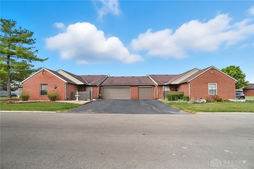 3963 Covington Drive, Springfield, OH 45503