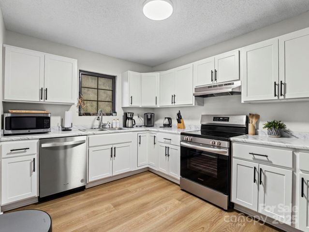 950 Main Street 5, Chimney Rock, NC 28720