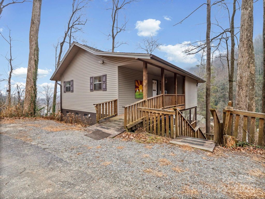 950 Main Street 5, Chimney Rock, NC 28720