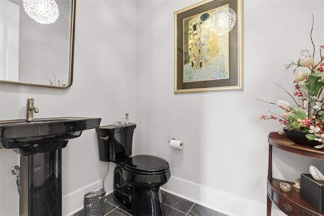 5018 Spruce Rd, Pine Twp, PA 15044