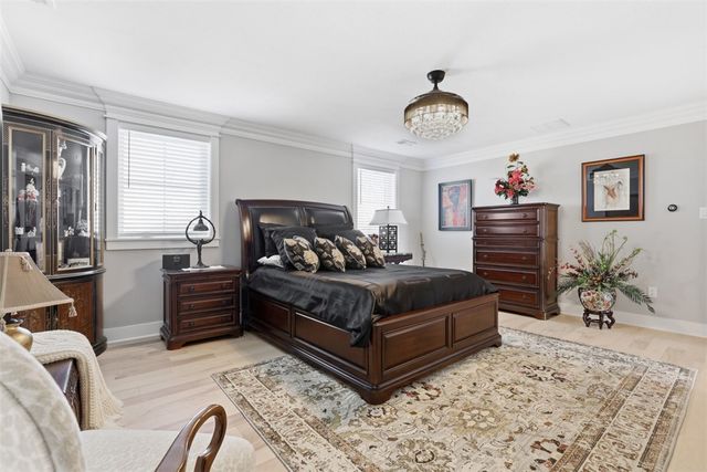 5018 Spruce Rd, Pine Twp, PA 15044
