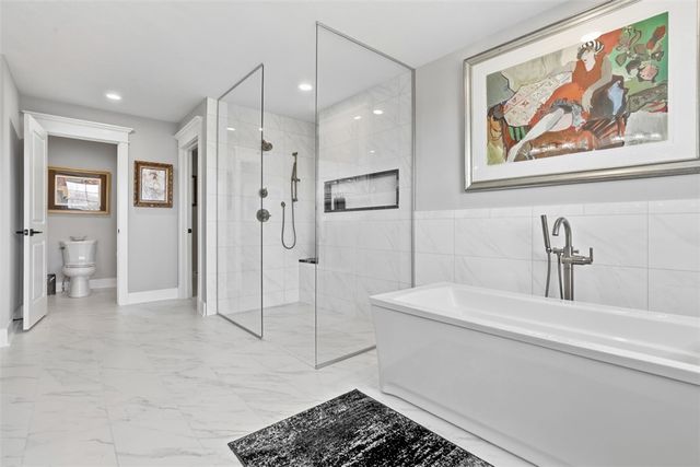 5018 Spruce Rd, Pine Twp, PA 15044