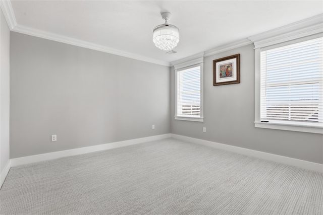 5018 Spruce Rd, Pine Twp, PA 15044
