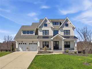 5018 Spruce Rd, Pine Twp, PA 15044