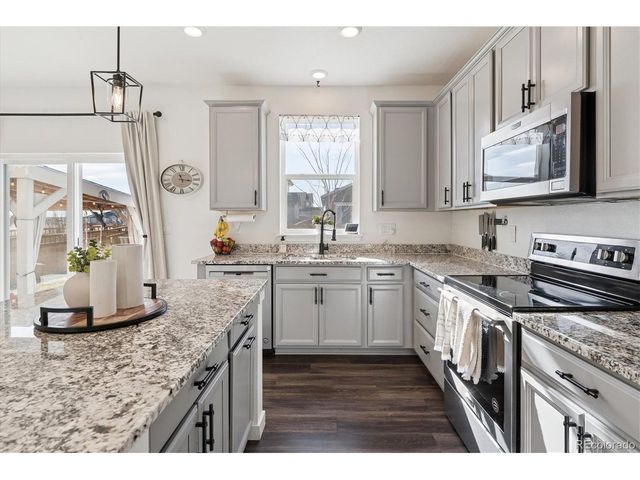 3530 Sawtooth St, Frederick, CO 80516