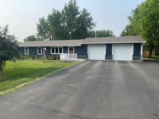 1380 84th Street NE, Monticello, MN 55362