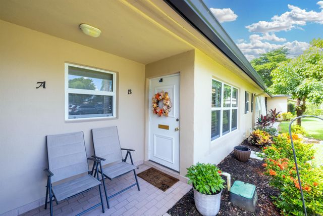 1012 Circle Terrace E B, Delray Beach, FL 33445