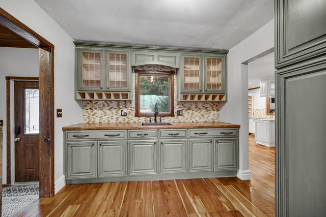 3294 W 400 N, La Porte, IN 46350