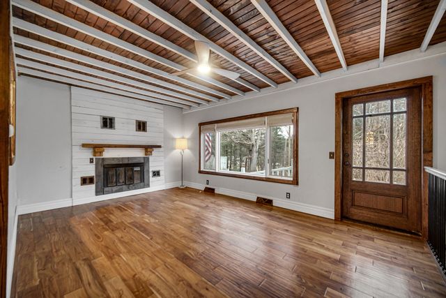 3294 W 400 N, La Porte, IN 46350