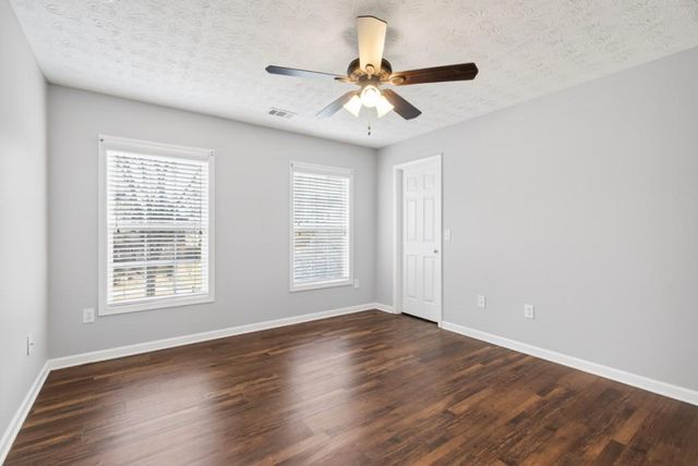 3338 Gardenside Walk, Loganville, GA 30052