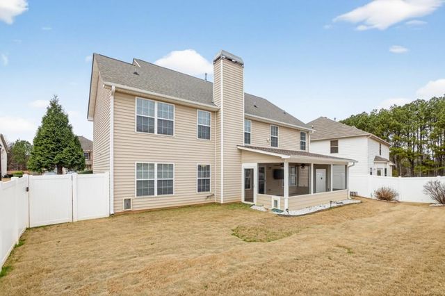 3338 Gardenside Walk, Loganville, GA 30052