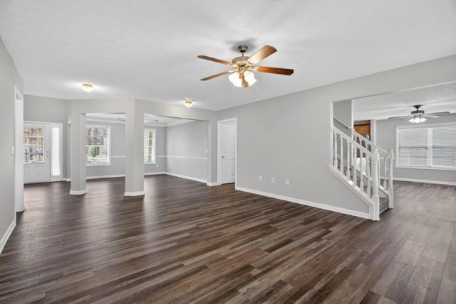 3338 Gardenside Walk, Loganville, GA 30052