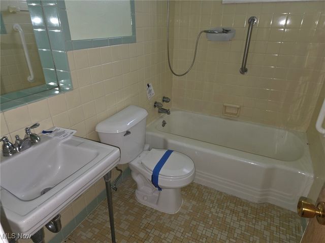 216 Kraft Street, Berea, OH 44017