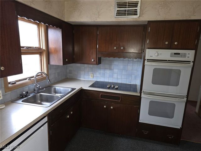 216 Kraft Street, Berea, OH 44017